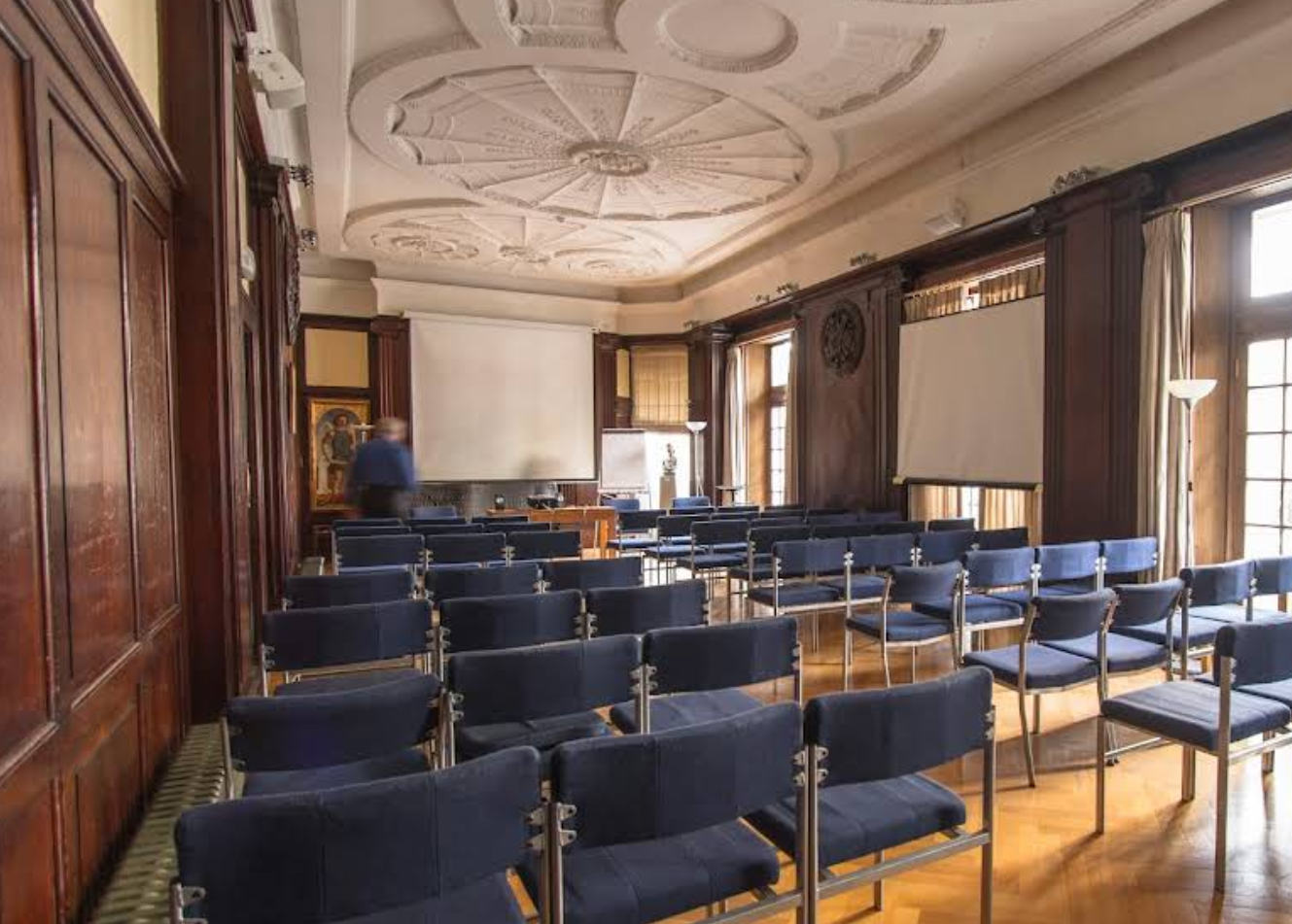 كلية الاقتصاد الأوروبي (فرع لندن)